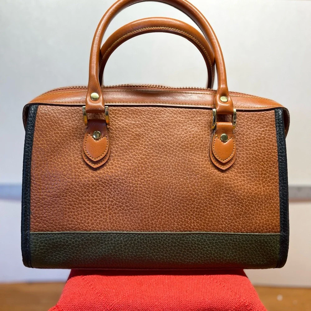 RARE Dooney & Bourke Tan Forest Green All Weather Leather Satchel Hand Bag Purse